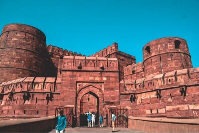 2-Day Private Tour to The Taj Mahal and Agra from Jaipur - Day 1: Jaipur to Agra by Car, With Fatehpur Sikri on the Route