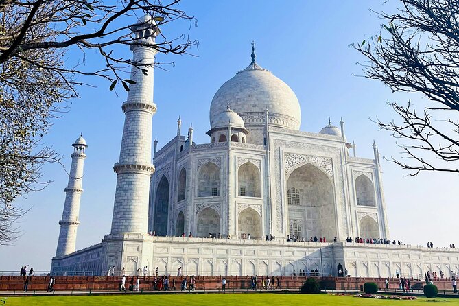 2-Day Private Tour to The Taj Mahal and Agra from Jaipur - Day 2 at 6am: Taj Mahal Entry, Golf Carts, and Practical Viewing