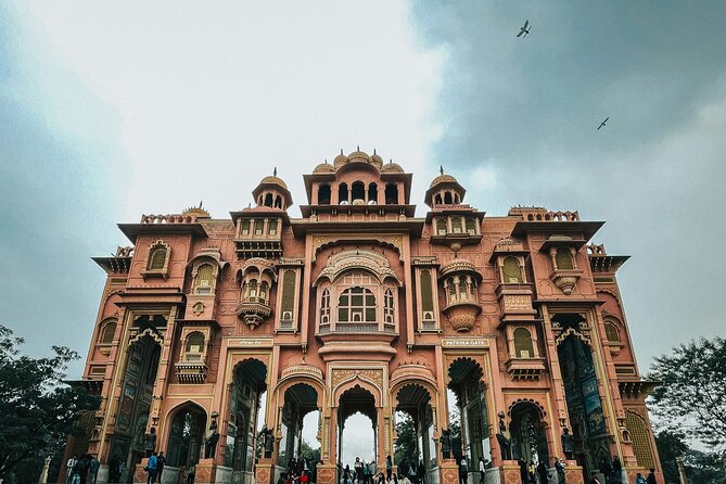 3-Days Golden Triangle's Private Tour - The Delhi-to-Agra drive: why stopping in Agra is the smart move