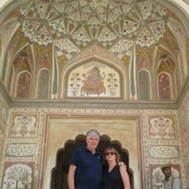 Book Govt. Approved Tour Guide for Jaipur City Tour - Hawa Mahal: A Full Hour to See It Through Your Guide’s Lens