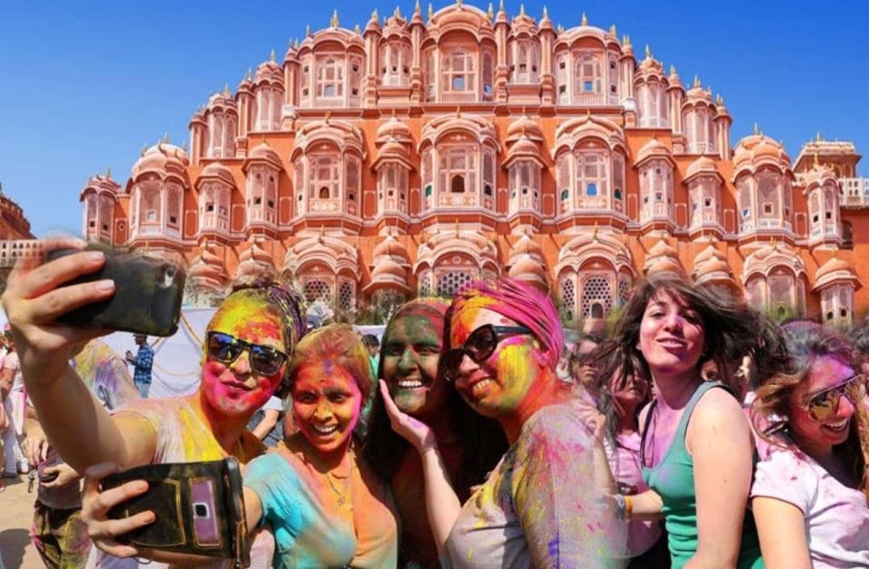Celebrate Holi with Locals in Jaipur - The guide and tour flow: comfort vs. coverage
