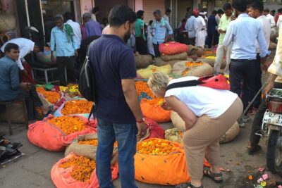 Cultural Walk and Food Tasting In Jaipur - Stop 1: Utensils, textiles, and furniture shopping streets