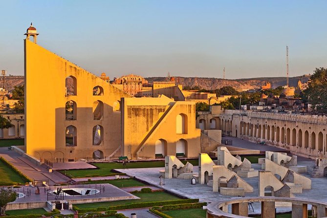 Exclusive 1-day Jaipur tour with High End SUV - Key moments you’ll actually feel