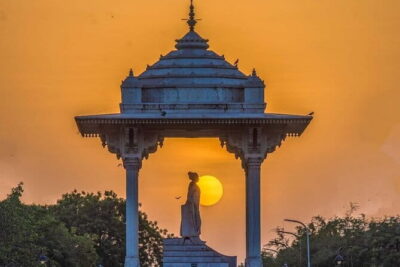 Explore Jaipur at Night with Patrika Gate - Pickup, Driver, and How Much Independence You Keep