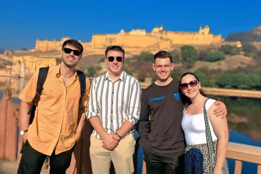 From Delhi: Jaipur Sightseeing Day Tour with Hotel Pickup - Jal Mahal on Sagar Lake: a quick pause with big payoff