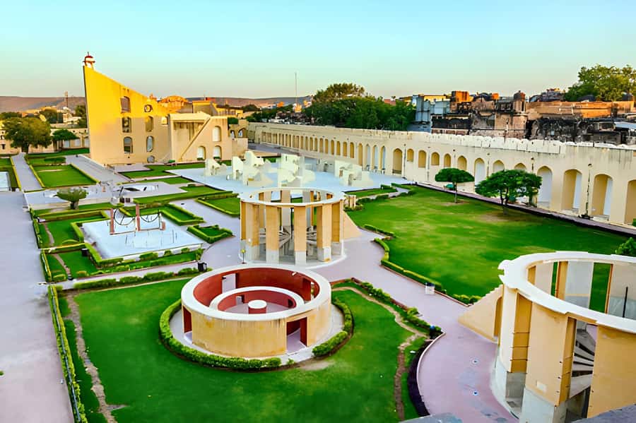 From Delhi: Jaipur Sightseeing Day Tour with Hotel Pickup - Albert Hall Museum: a calmer finish with Indo-Saracenic architecture