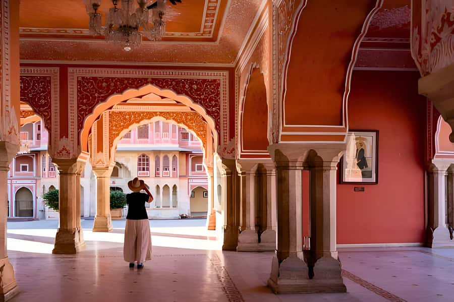 From Delhi: Jaipur Sightseeing Day Tour with Hotel Pickup - Who should book this Jaipur day tour from Delhi?