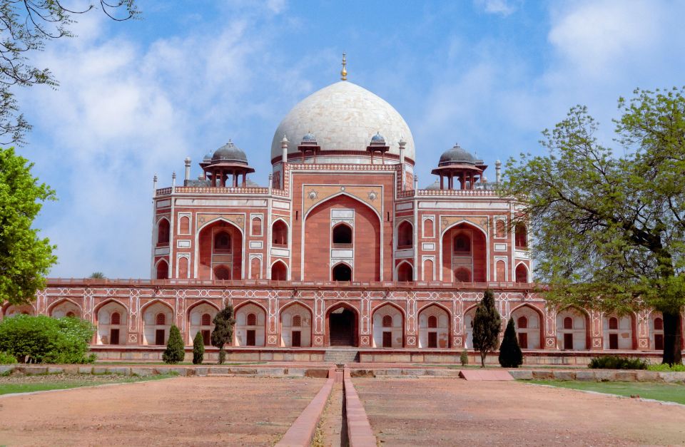 From Delhi: Private 5 Days Golden Triangle Guided Tour - Day 3 Jaipur core: City Palace, Jantar Mantar, and Hawa Mahal