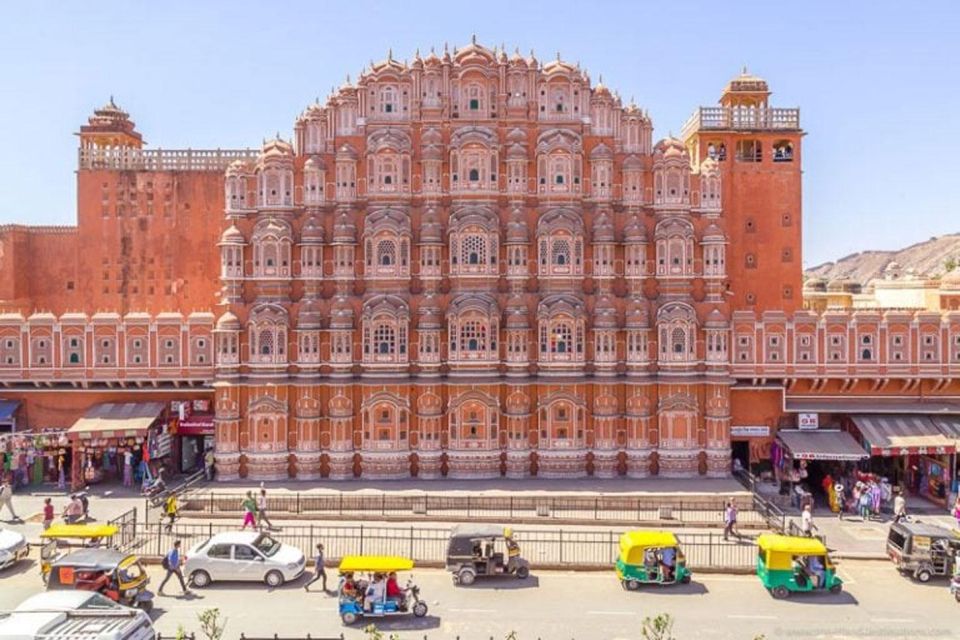 From Jaipur: Half-Day City Tour with Guide - Starting at Amer Fort with a guide: what to prioritize at 8:00