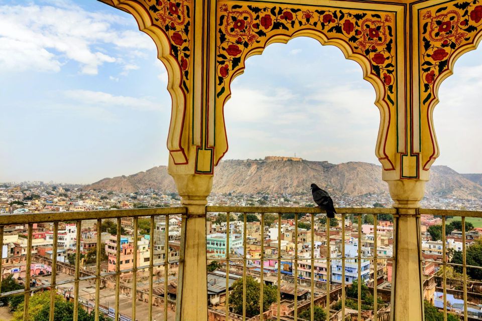 From Jaipur: Private Amber Fort, Jal Mahal and More Car Tour - Jal Mahal: The Floating Palace Photo Stop That Works as a Break