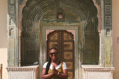 Full Day Jaipur (Pink City) Tour - Amber Fort: The Hindu-Mughal Showpiece Above Maota Lake