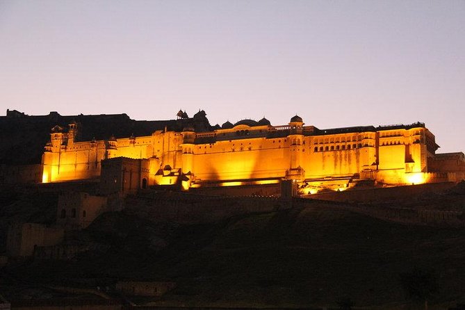 Guided Night Tour of Jaipur With Optional Street Food Tasting - Key things that make this night tour worth your evening