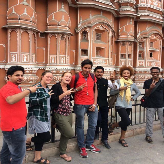 Jaipur: 2-Hour Cultural Walking Tour - Shiva and Krishna Temples: Priests Who Keep the Tradition Going