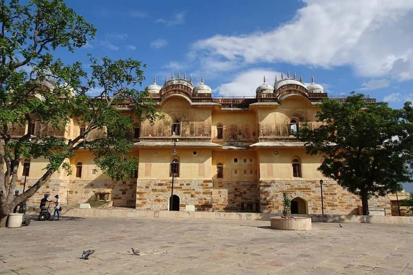 Jaipur: 4 Hours Nahargarh and Jaigarh Forts Tuk-Tuk Tour - Key Points You Should Know Before You Go