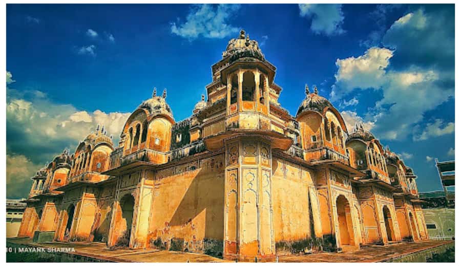 Jaipur: Ajmer & Pushkar Day Trip with Lunch & Camel ride - Pushkar Lake and Ghats: Why People Plan Their Trips Around This Water