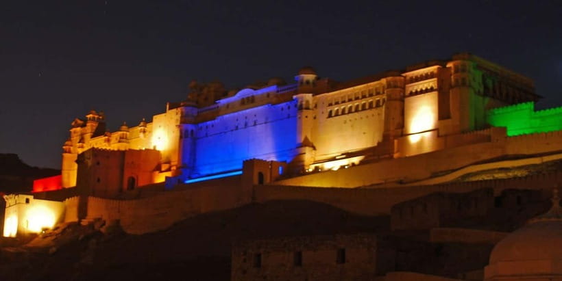 Jaipur: Amber Fort Light & Sound Show with Dinner - The Fort Stop: Photo Moment, Then Let the Performance Do the Talking