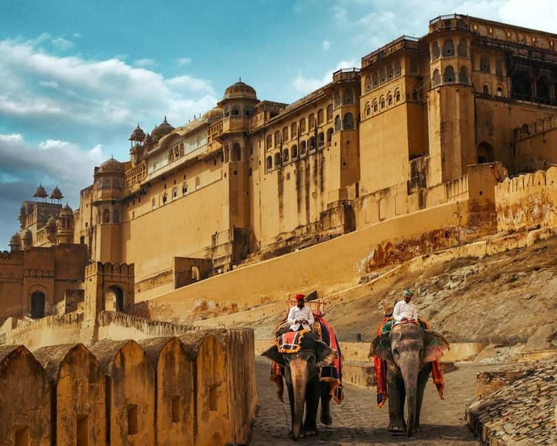 Jaipur: Amber Fort, Stepwell & Jal Mahal with Pickup - What to bring, and how to get better photos without extra stress