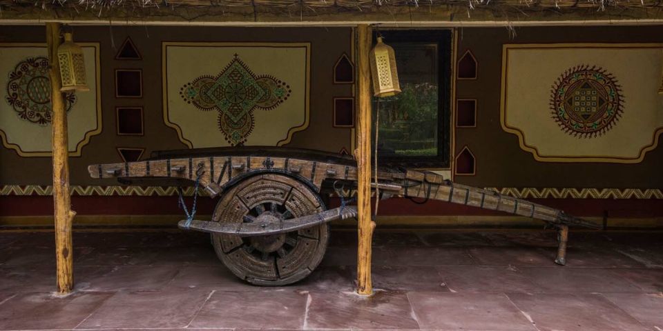 Jaipur: Chokhi Dhani with Private Transportation and Dinner - Jaipur to Chokhi Dhani: the part that makes this easy