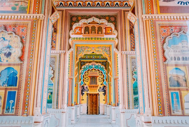 Jaipur City Palace, Hawa Mahal & Jantar Mantar Private Tour - City Palace: Jaipur’s power center, from 1727 to later times