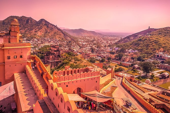 Jaipur city tour - Hawa Mahal (Palace of Wind): The Best First-Stop Photo Moment