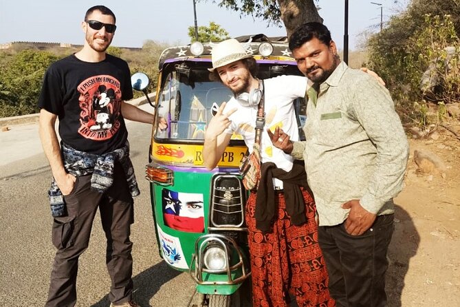 Jaipur City Tour by Tuk-Tuk - Stop 1: Amer Fort Area (Mughal Grandeur on the Hills)