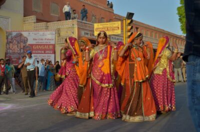Jaipur : Cultural & History Tour With Private Guide - Hawa Mahal’s Jharokhas: the 953-Window View Game Plan