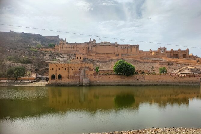 Jaipur Evening City Tour In Open Jeep - City Palace and the royal courtyard feel: quick look, big payoff