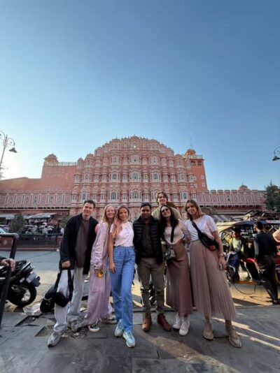 Jaipur: Full Day City Highlights Tour with Tour Guide - Morning pickup and air-conditioned comfort that protects your energy