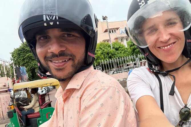 Jaipur Full-Day Motorbike Tour for Solo Female Travelers - Jal Mahal photo stop and the calm of Man Sagar Lake