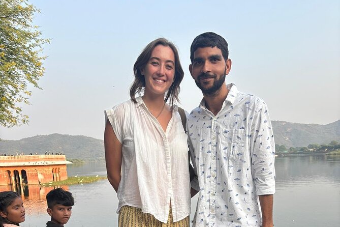 Jaipur Full-Day Motorbike Tour for Solo Female Travelers - Patrika Gate and Jawahar Kala Kendra: color and cosmic geometry