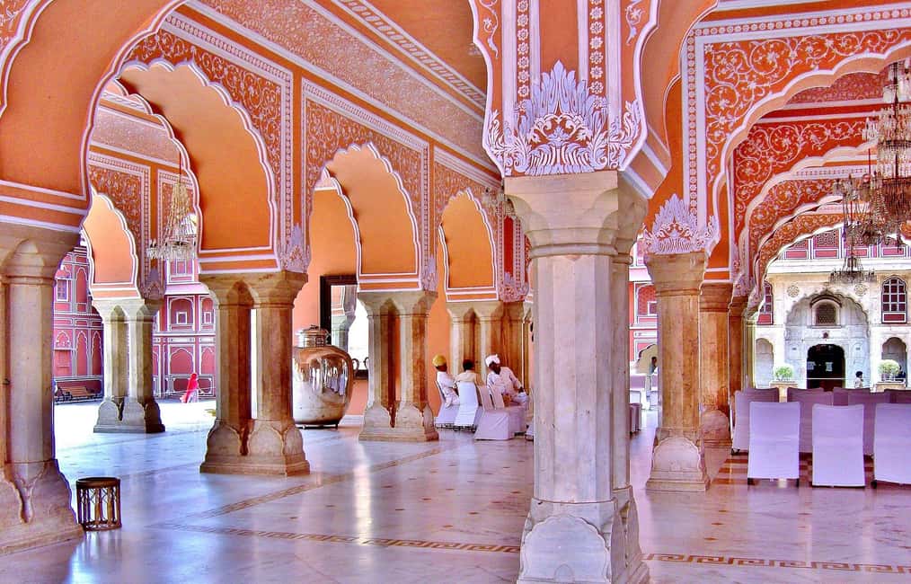 Jaipur: Half-Day Sightseeing Tour of the Heritage Pink City - Masala Chowk chai break: snack time, local vibes