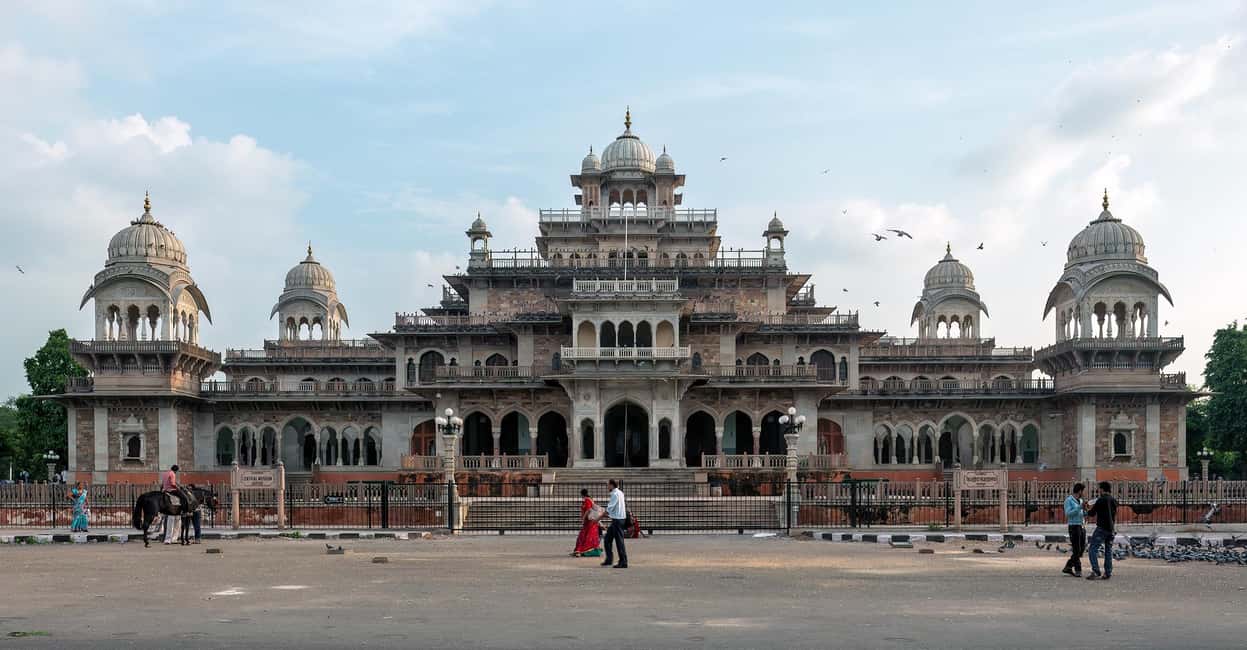 Jaipur: Half-Day Sightseeing Tour of the Heritage Pink City - Price and value: $5 works if you plan for the extras
