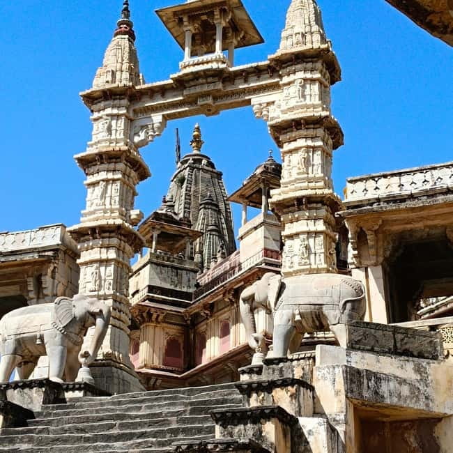 Jaipur Half Day Tour By Tuk Tuk With Local Chaiwala - Jantar Mantar: the astronomy you can see in real space
