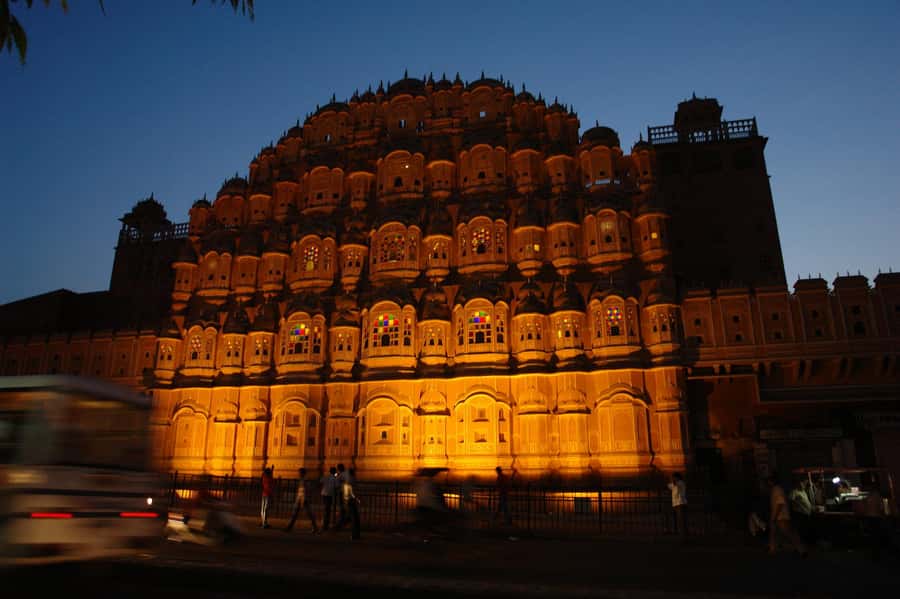 Jaipur: Heritage Evening Tour with Monkey Temple Sunset - Birla Temple: white marble calm at night