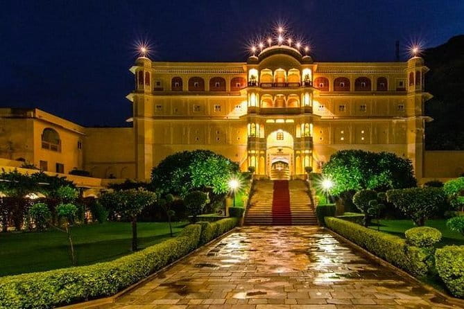 Jaipur Instagram Tour of Photogenic Spots - Jal Mahal: a lakeside pause that pays off for photos