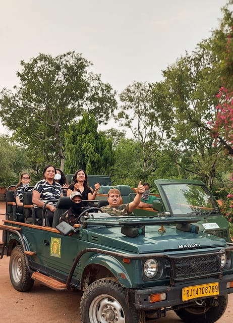 Jaipur: Jhalana Leopard Safari Tour - The 4x4 Ride: Off-Road Comfort and Photo Reality