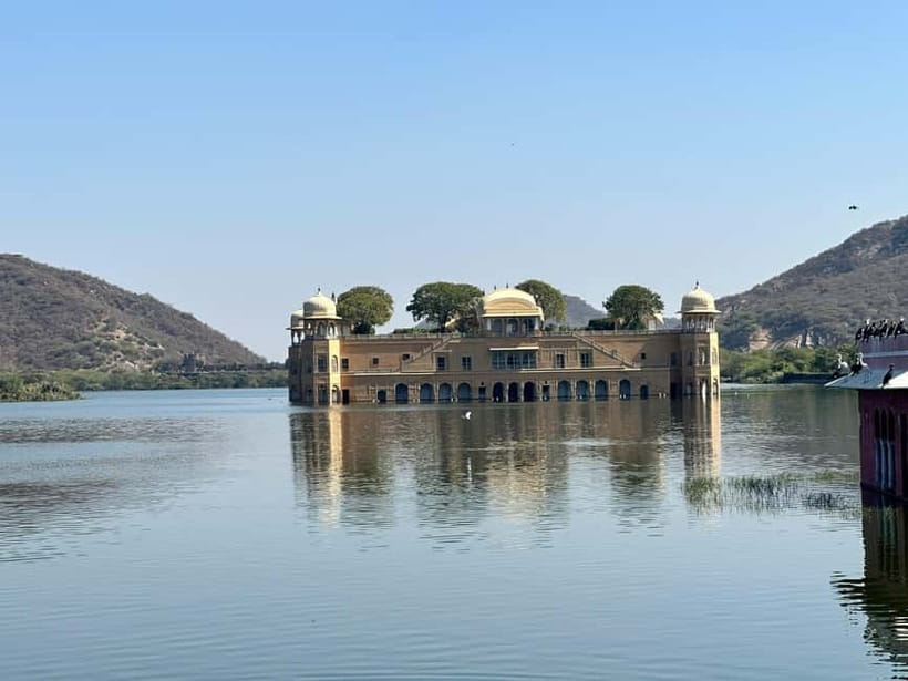 Jaipur: Monkey Temple and Sun Temple Guided Tour - Jaipur’s Monkey Temple and Sun Temple: what this tour is really like