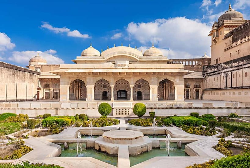Jaipur: Personalized Full-Day City Tour by Car with Options - Lunch time: choose your pace and your food option