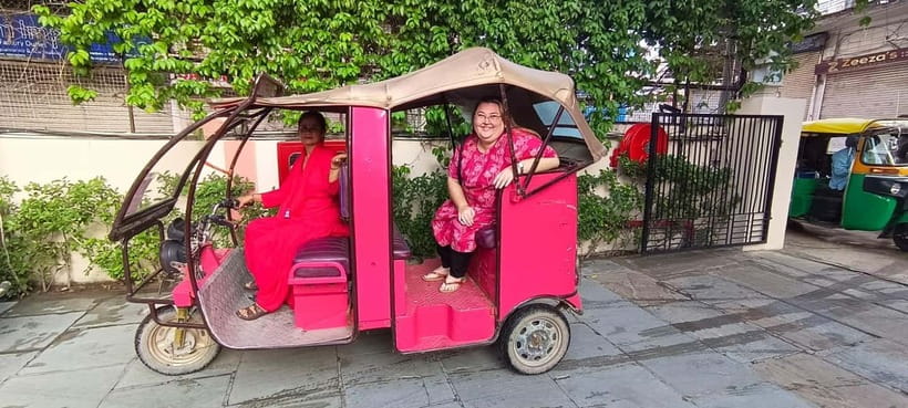 Jaipur Private City Tour with a Women-Driven E-Rickshaw Ride - Women behind the handlebars: what the ride really changes