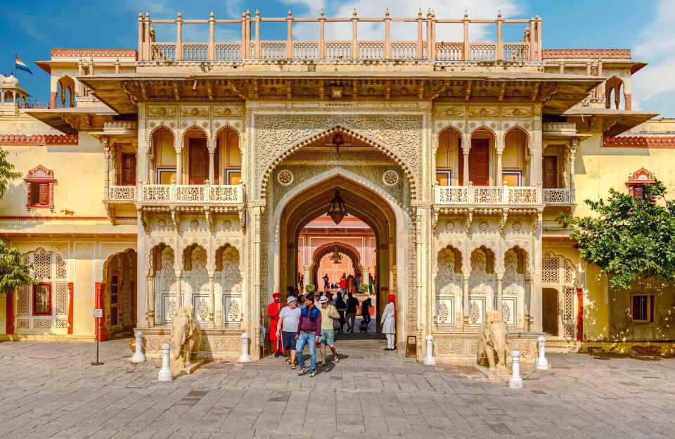 Jaipur: Private Full-Day City Tour by Tuk-Tuk or Car - Panna Meena ka Kund: a stepwell that feels quieter than you expect