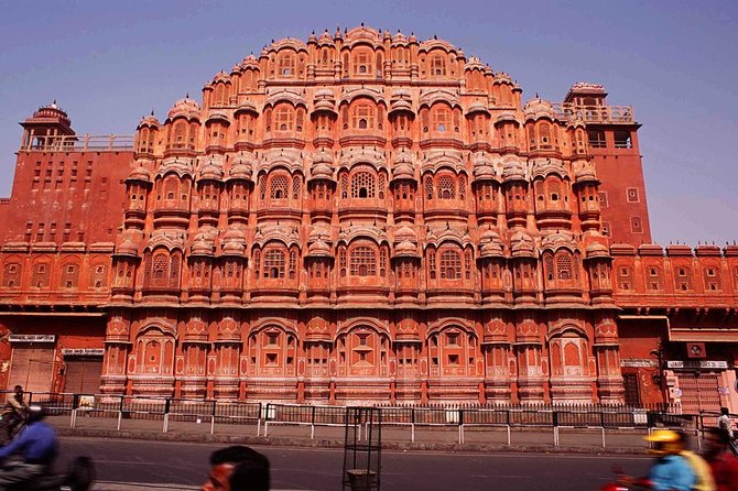 Jaipur: Private Jaipur Full Day City Sightseeing Tour by Car - Hawa Mahal: The Palace of Winds You Can Actually Read