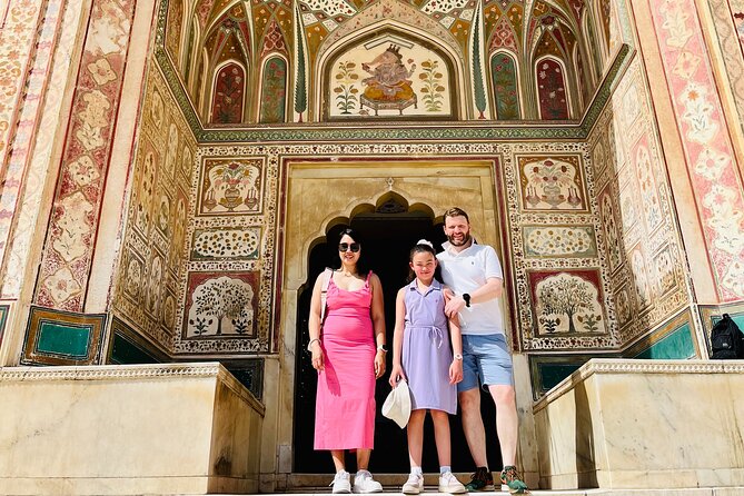 Jaipur Private Sightseeing Tour with Car and Guide - A private, air-conditioned car that keeps Jaipur from tiring you out