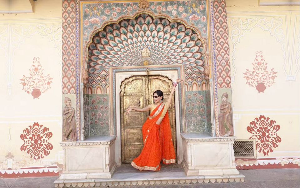 Jaipur: Private Tour for Instagram and Photography Lovers - Jantar Mantar: UNESCO instruments that reward careful framing
