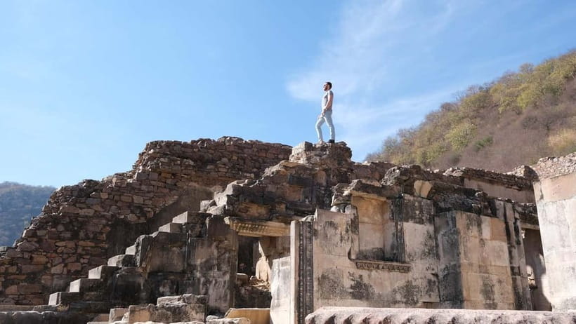 Jaipur: Same-Day Bhangarh Fort & Chand Baori Stepwell Tour - Key Points You’ll Care About Before You Go
