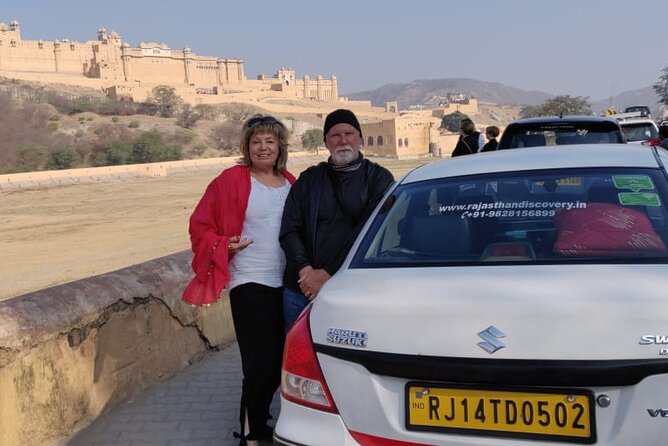 Jaipur Tour By Car & Guide - Private Full Day Sightseeing with Tickets - Starting uphill at Amber: the payoff is the view