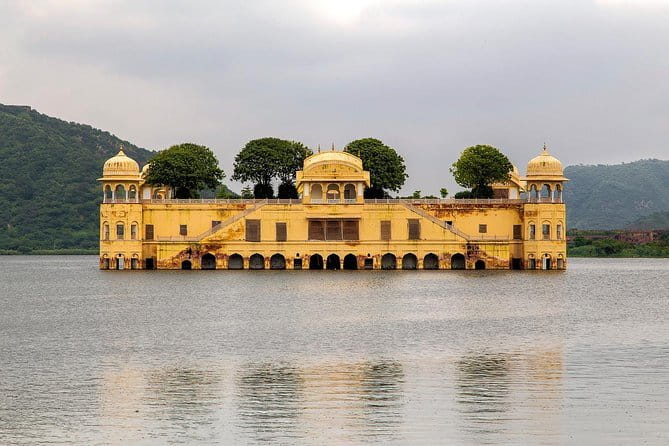 Jaipur Tuktuk Local Sightseeing Day Tour - Price and Logistics: what the $8 actually buys