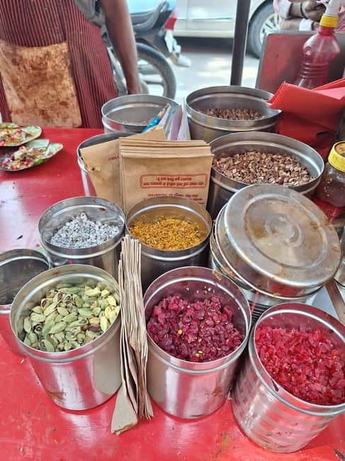 Pink City Walking Tour With Us ( A Haritage Walk in Jaipur) - Chai, coffee, water, and heat management that actually helps