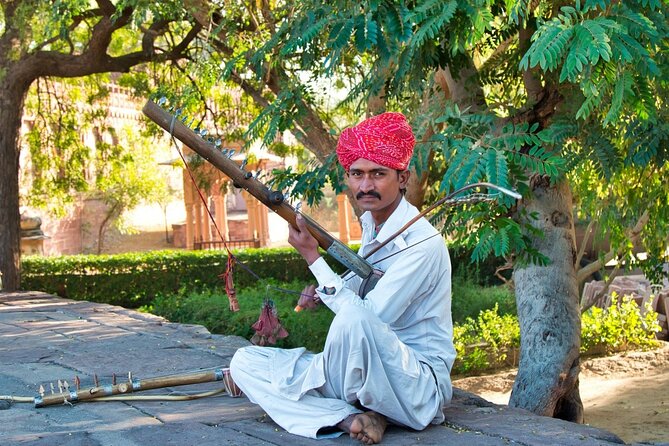 Private Day Tour of Jaipur with a Guide and Including Lunch - Getting the most from the itinerary: simple ways to enjoy it more