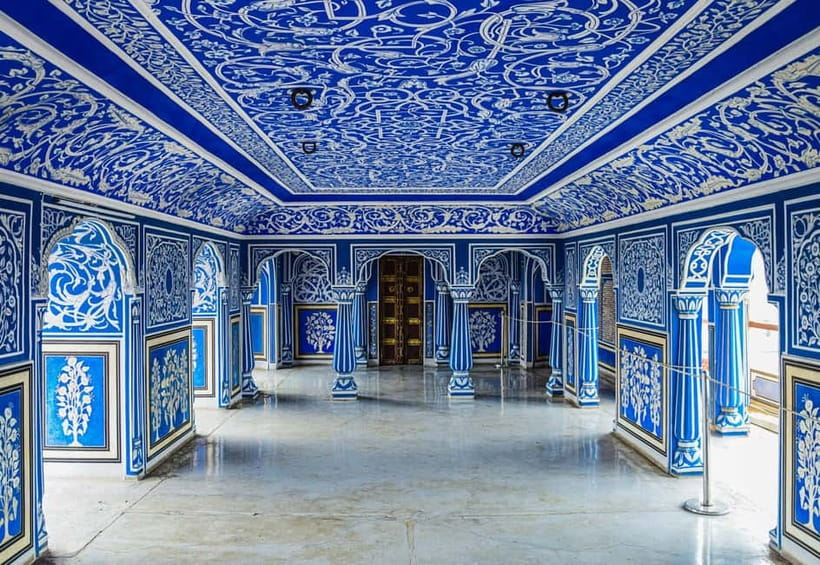 Private Full-Day Jaipur Guided Tour with Monkey Temple - Jantar Mantar: Jaipur’s Stone Astronomy