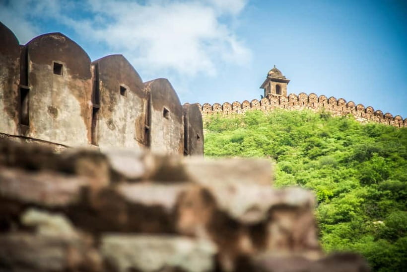 Private Full-Day Jaipur Guided Tour with Monkey Temple - Galtaji Monkey Temple: The Kund Water System and Temple Views